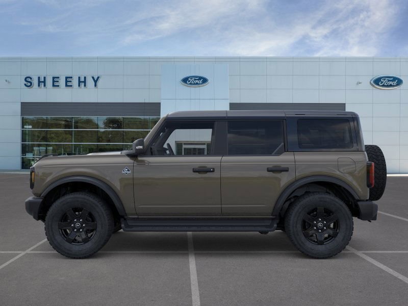 2025 Ford Bronco Outer Banks photo 3