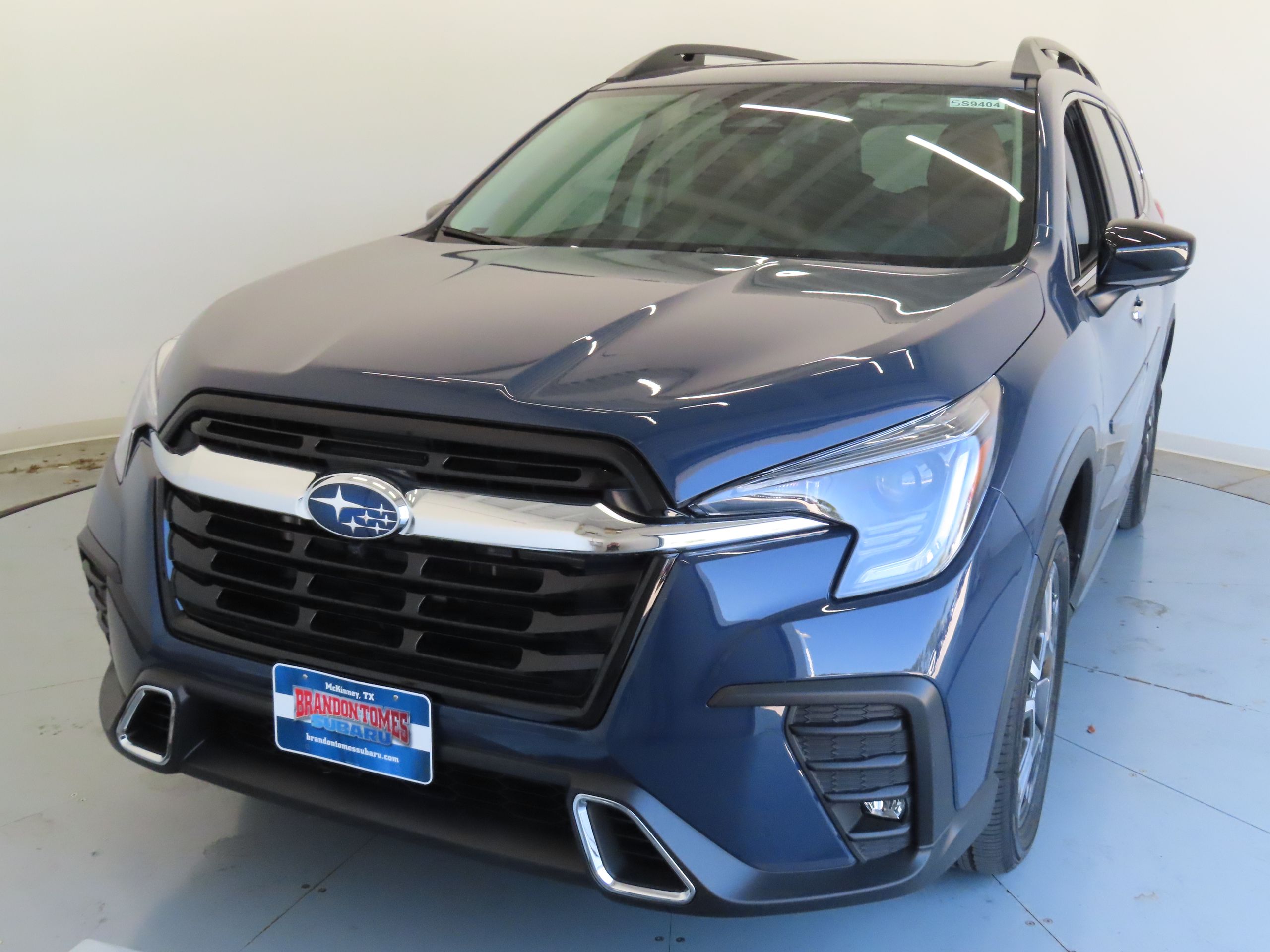 2025 Subaru Ascent Touring photo 7
