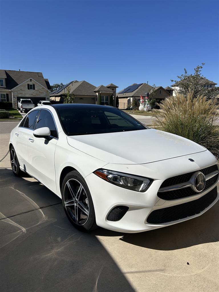 2019 Mercedes Benz A 220 photo 2