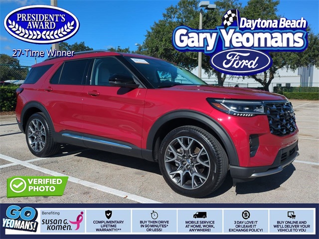 2025 Ford Explorer Platinum's photo
