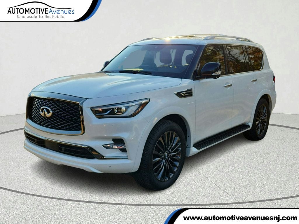 2024 INFINITI QX80 Sensory 4WD's photo