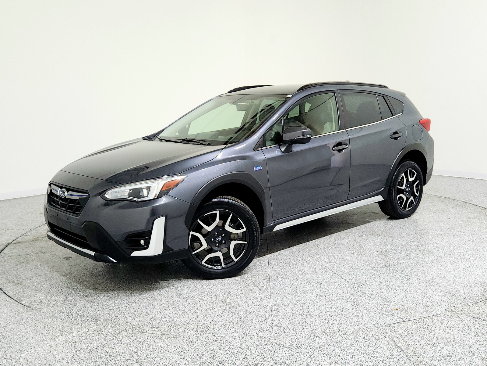 2023 Subaru Crosstrek Hybrid's photo