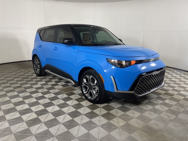 2025 Kia Soul EX photo 2