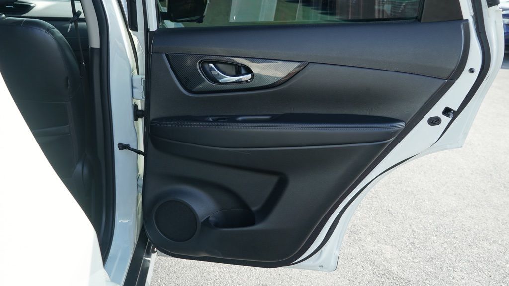 2018 Nissan Rogue SL photo 20