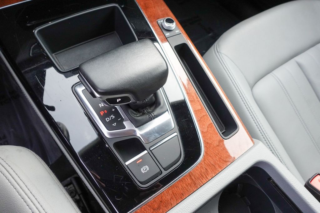 2022 Audi Q5 45 S line Premium photo 22