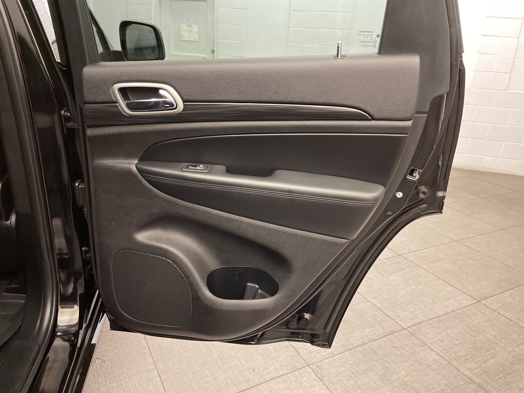 2019 Jeep Grand Cherokee Altitude photo 22