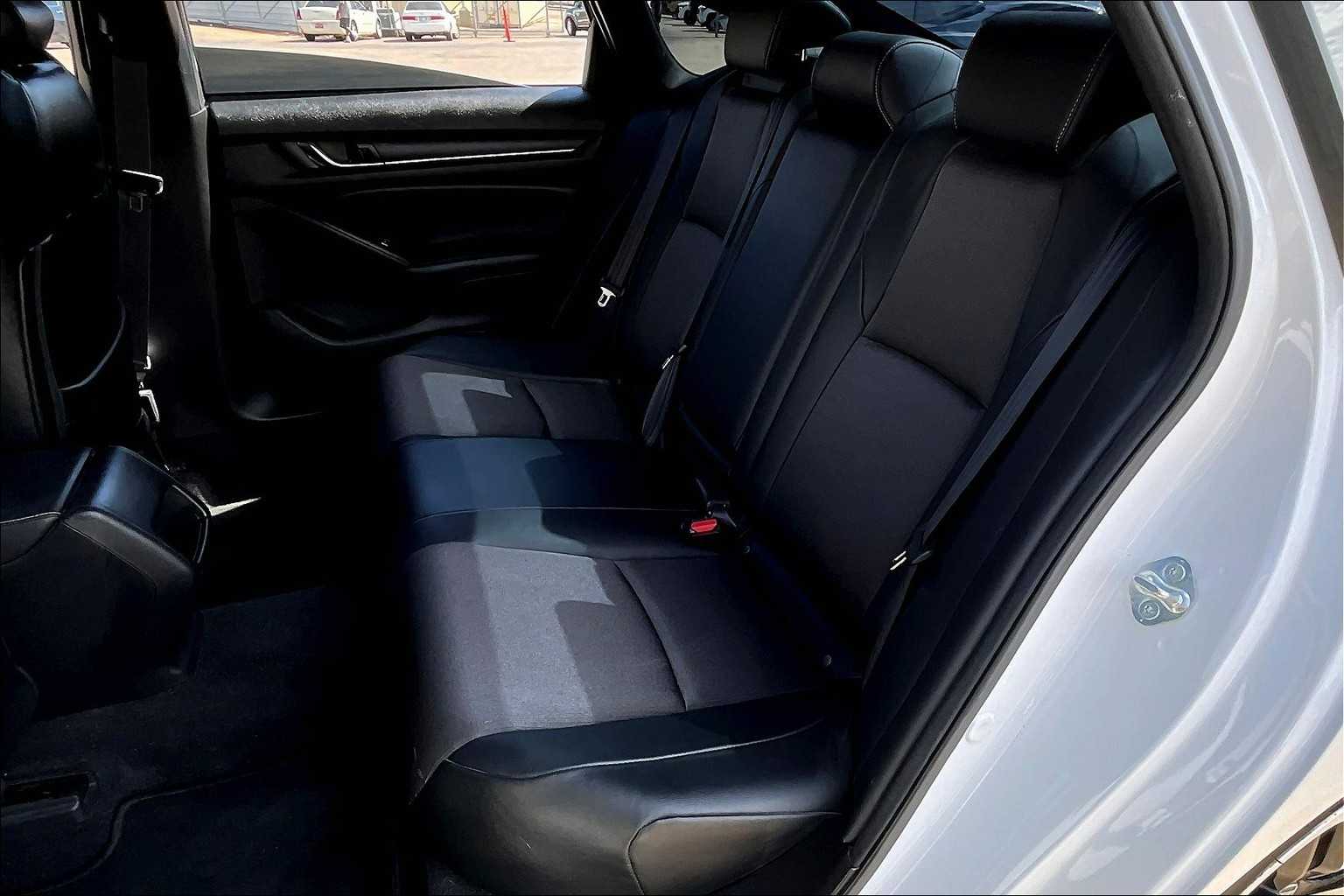 2022 Honda Accord Hybrid Sport photo 17