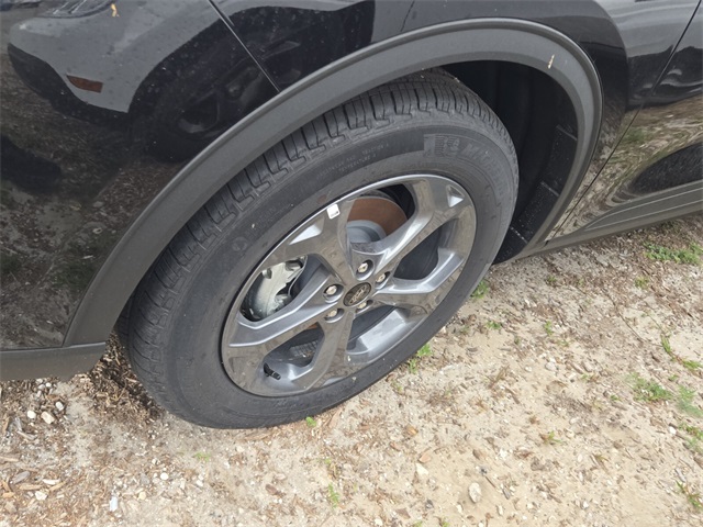 2025 Ford Escape ST-Line photo 5