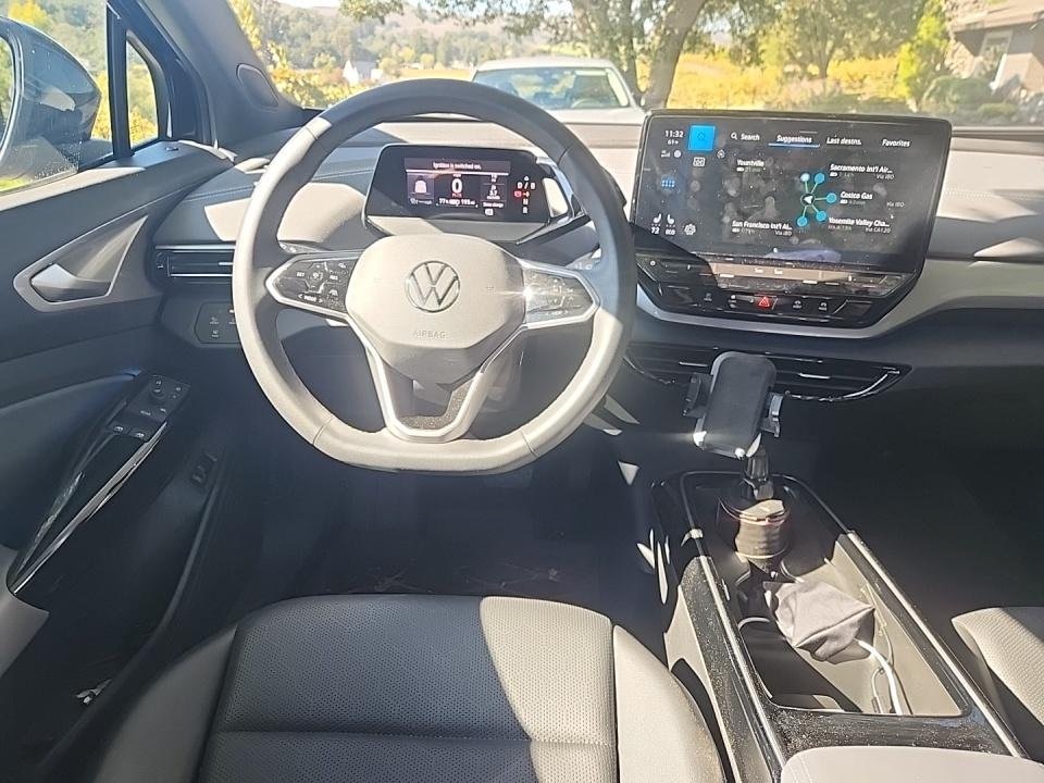 2023 Volkswagen ID.4 Pro S photo 2