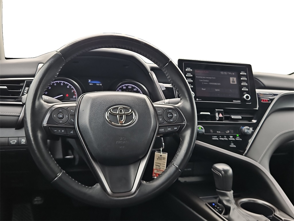2023 Toyota Camry SE photo 16