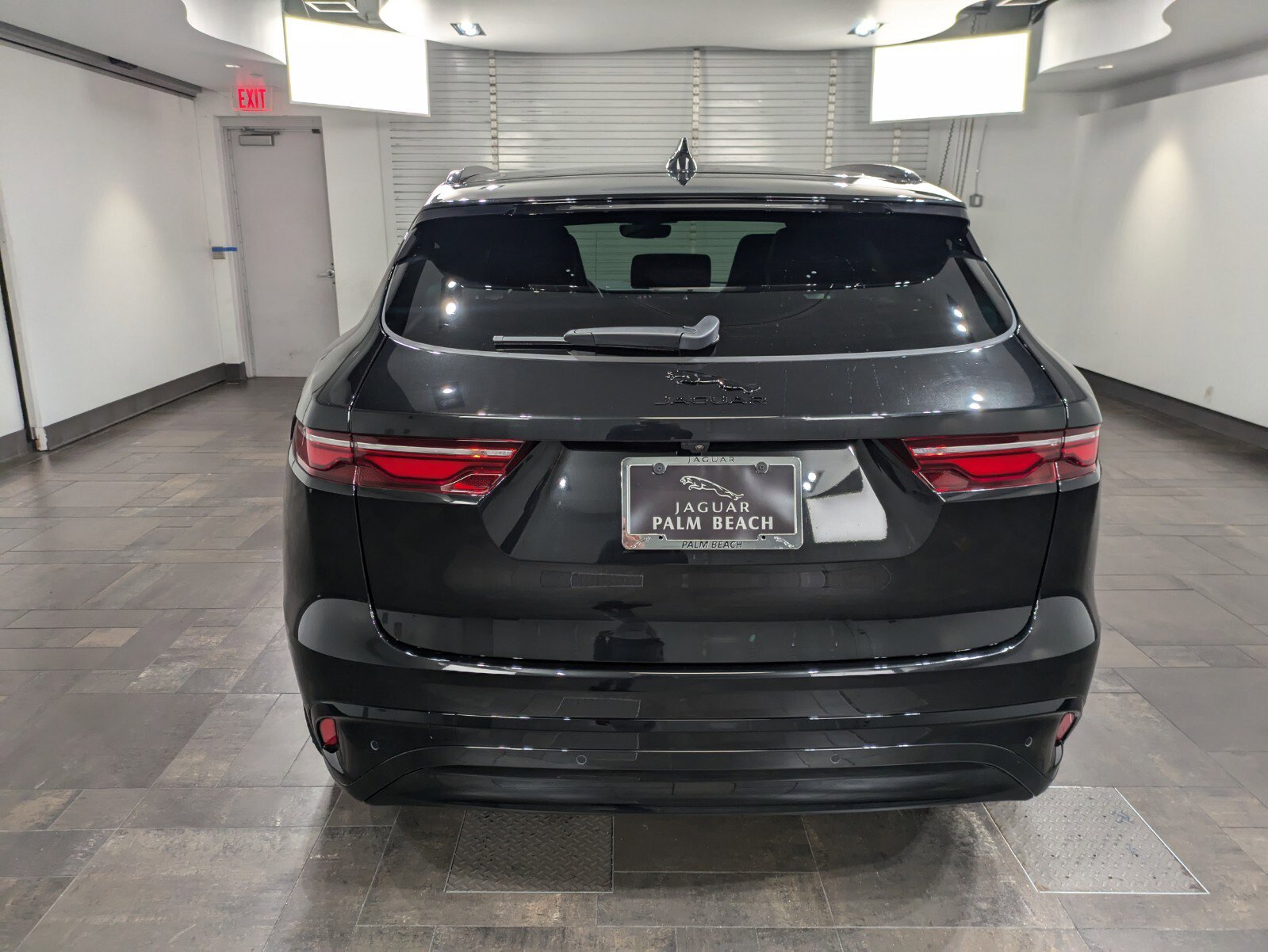 2025 Jaguar F-PACE R-Dynamic S P250 photo 5