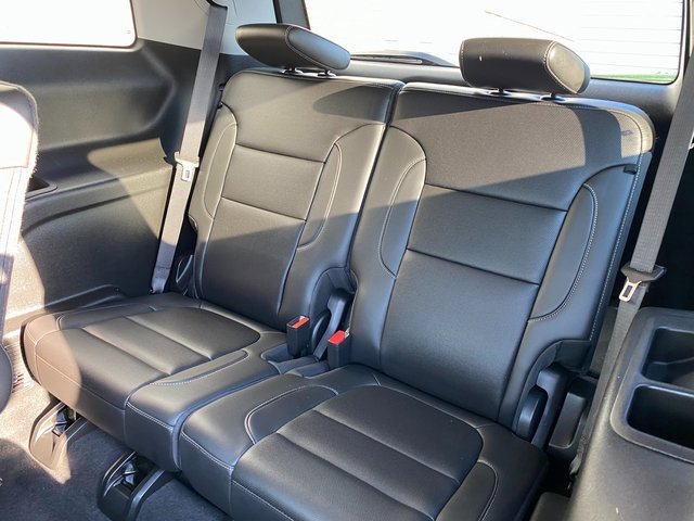 2023 Gmc Acadia SLT photo 13