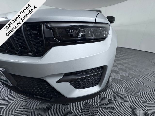 2025 Jeep Grand Cherokee Altitude X photo 9