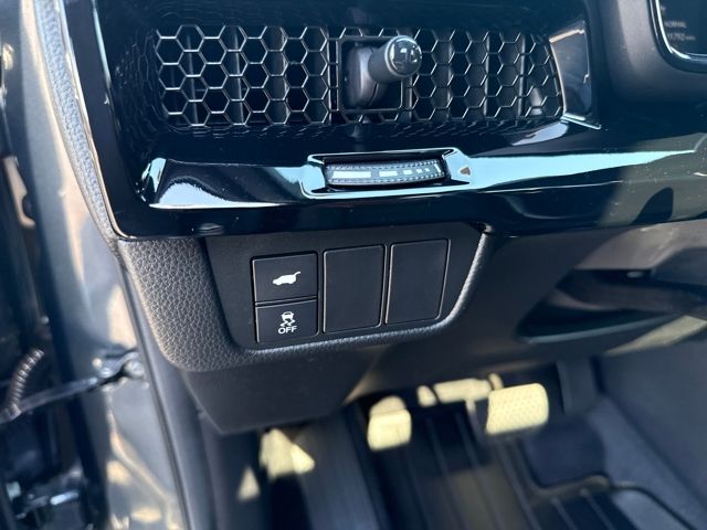2023 Honda CR-V Hybrid Sport Touring photo 12
