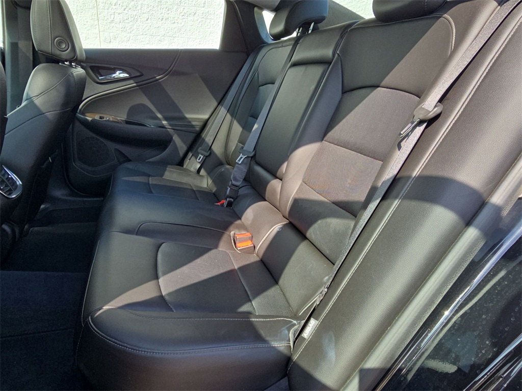 2017 Chevrolet Malibu Premier photo 26