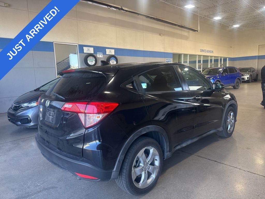 2016 Honda HR-V EX photo 3