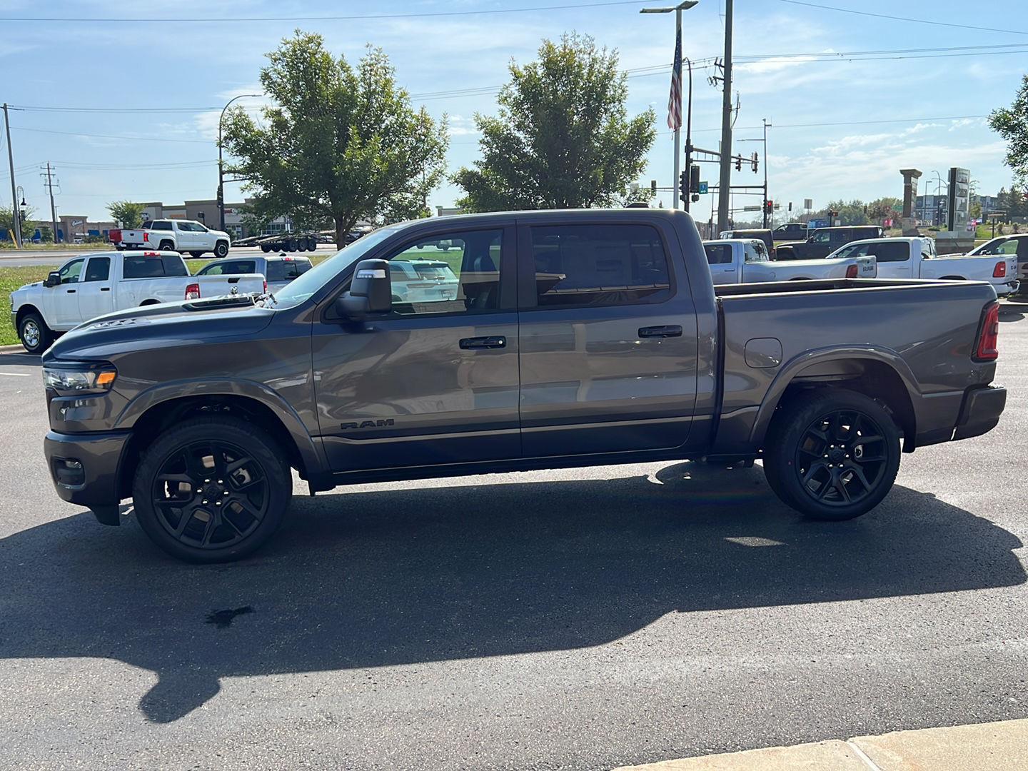 2026 Ram 1500 Laramie photo 3