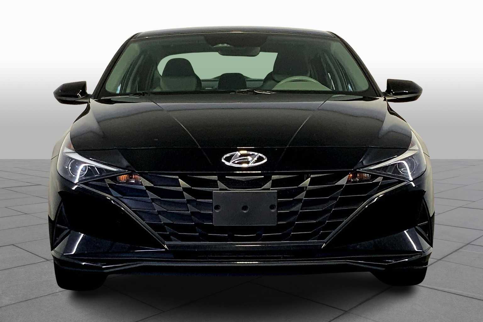 2023 Hyundai Elantra Hybrid Blue photo 2
