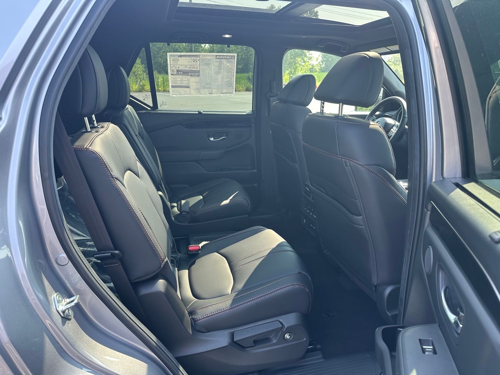 2025 Honda Pilot TrailSport photo 19
