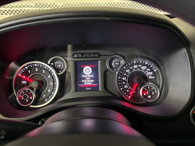 2025 Ram 1500 Tradesman photo 11