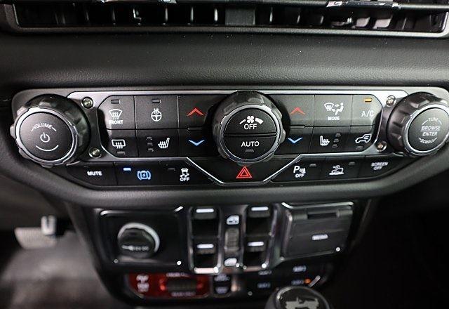 2024 Jeep Wrangler 4xe Rubicon X photo 32