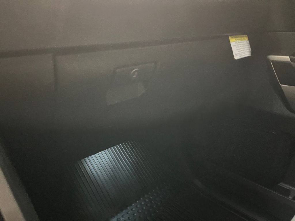 2025 Toyota Tundra SR5 photo 32