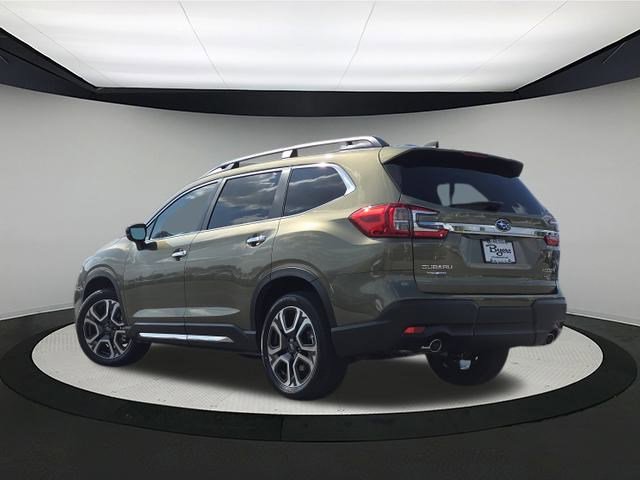 2025 Subaru Ascent Touring photo 5