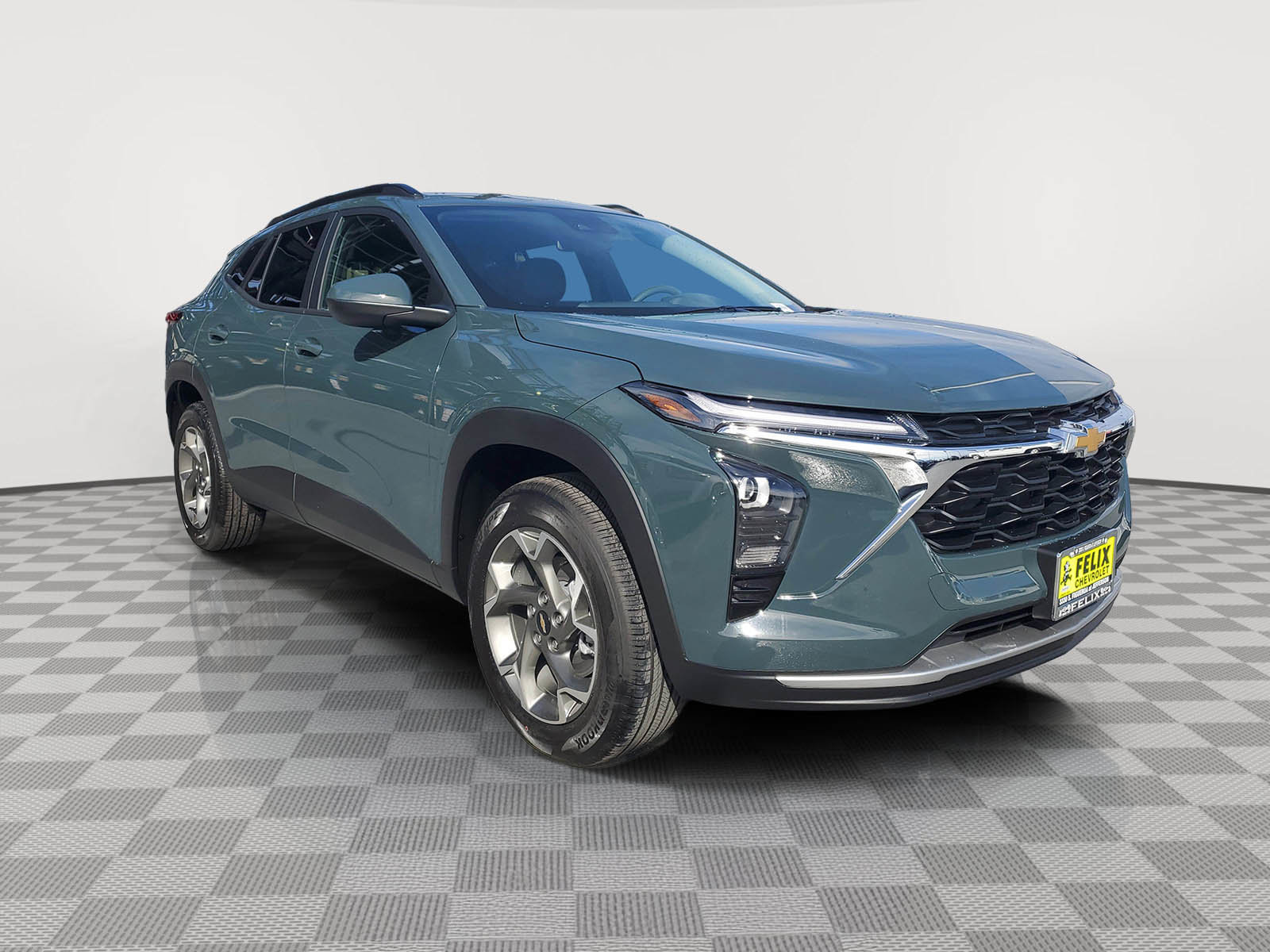 2026 Chevrolet Trax LT photo 2