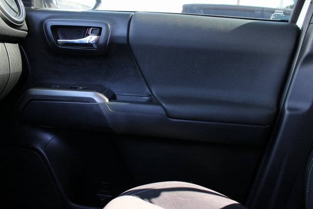 2021 Toyota Tacoma TRD Sport photo 27
