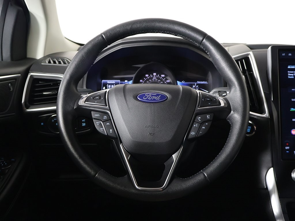 2022 Ford Edge Titanium photo 34