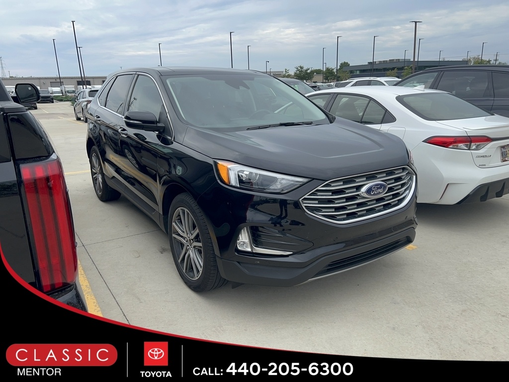 2023 Ford Edge Titanium photo 4