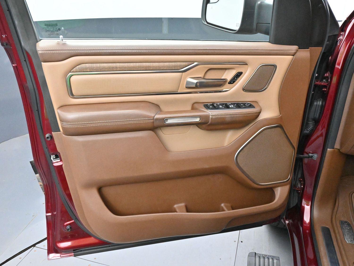 2019 Ram 1500 Longhorn photo 10
