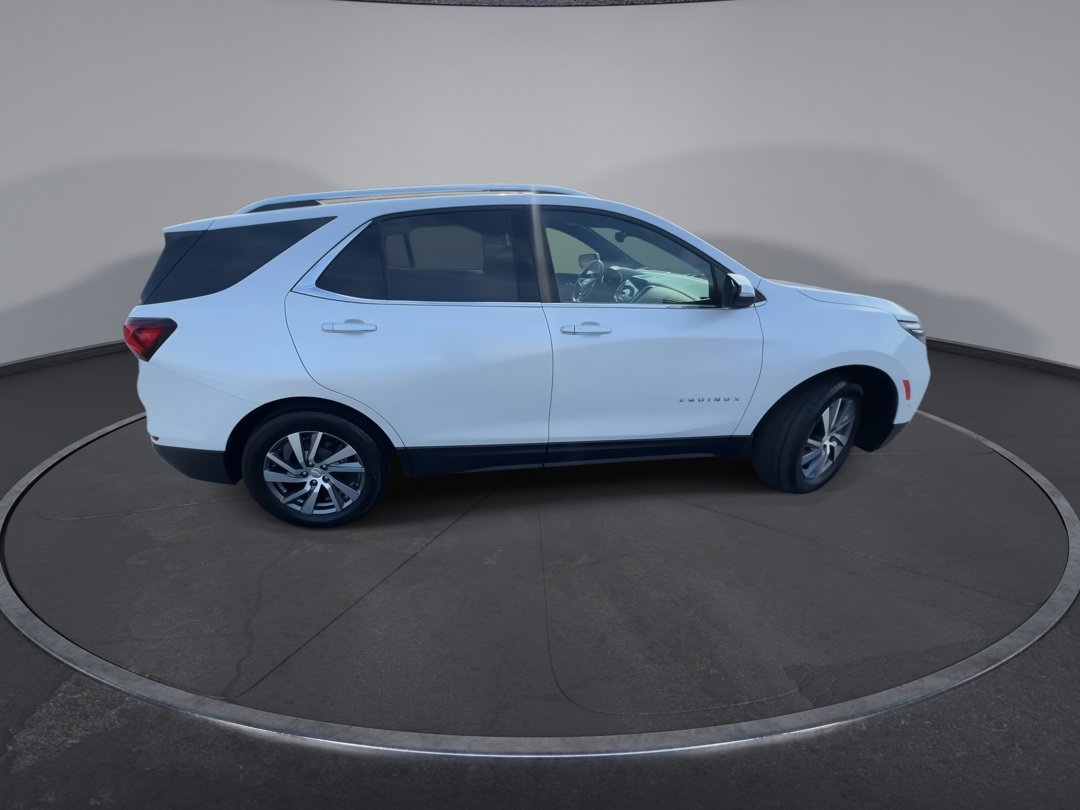 2024 Chevrolet Equinox Premier photo 9