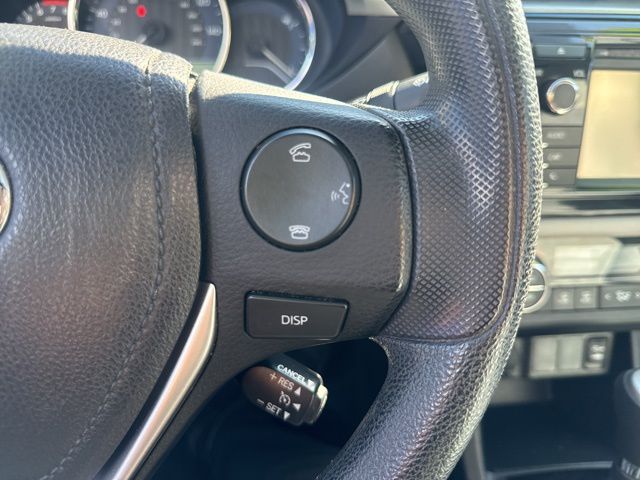 2016 Toyota Corolla L photo 31