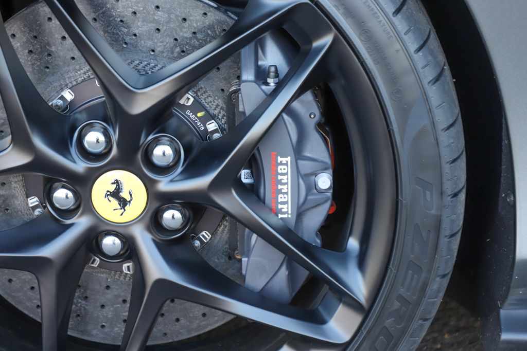 2024 Ferrari Roma photo 19