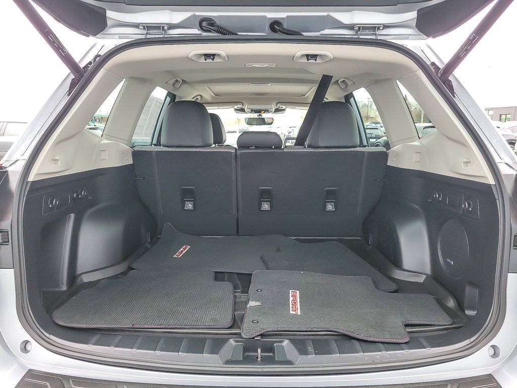 2023 SUBARU FORESTER - Image 19