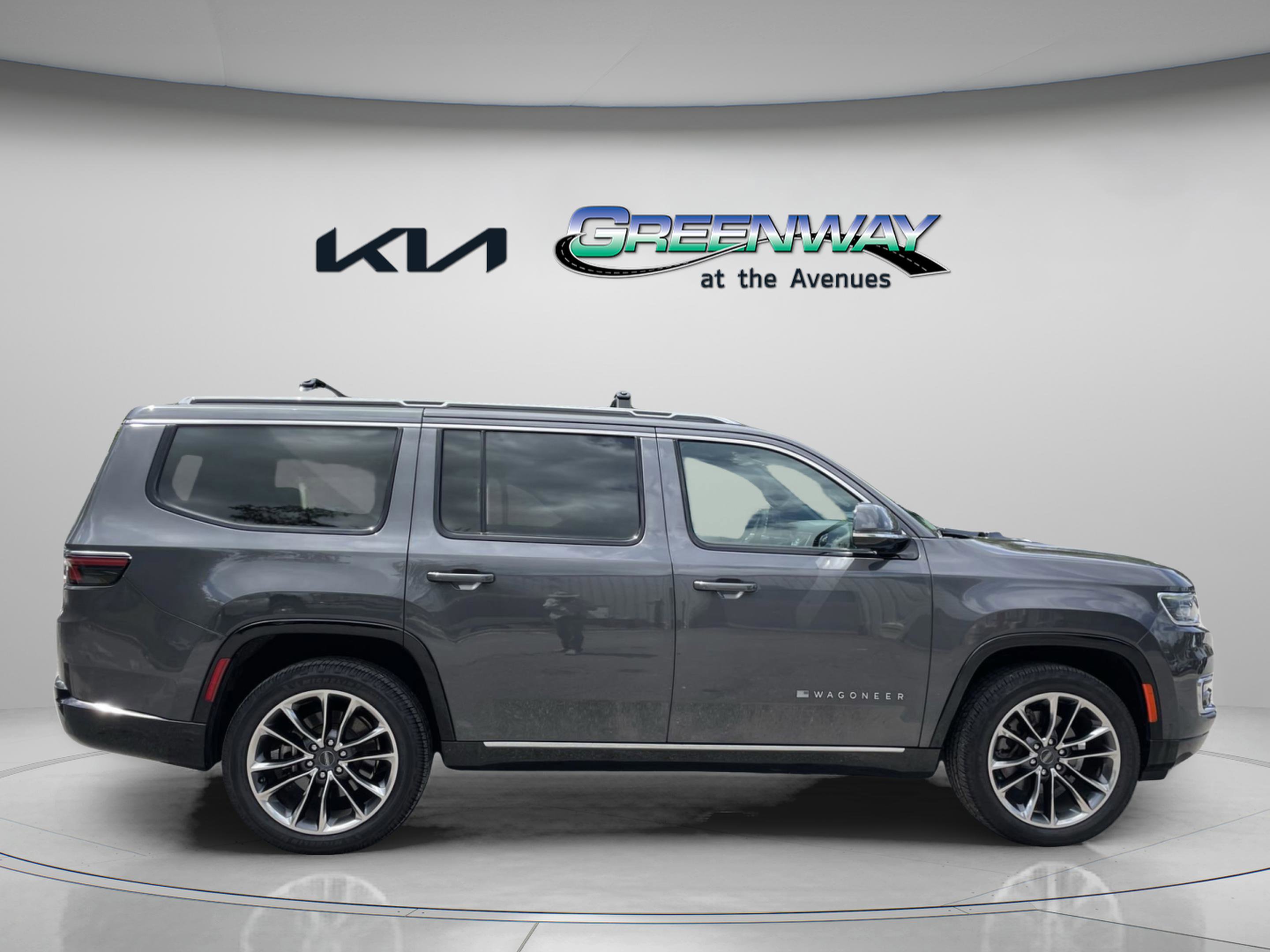 2022 Jeep Wagoneer Series III photo 4