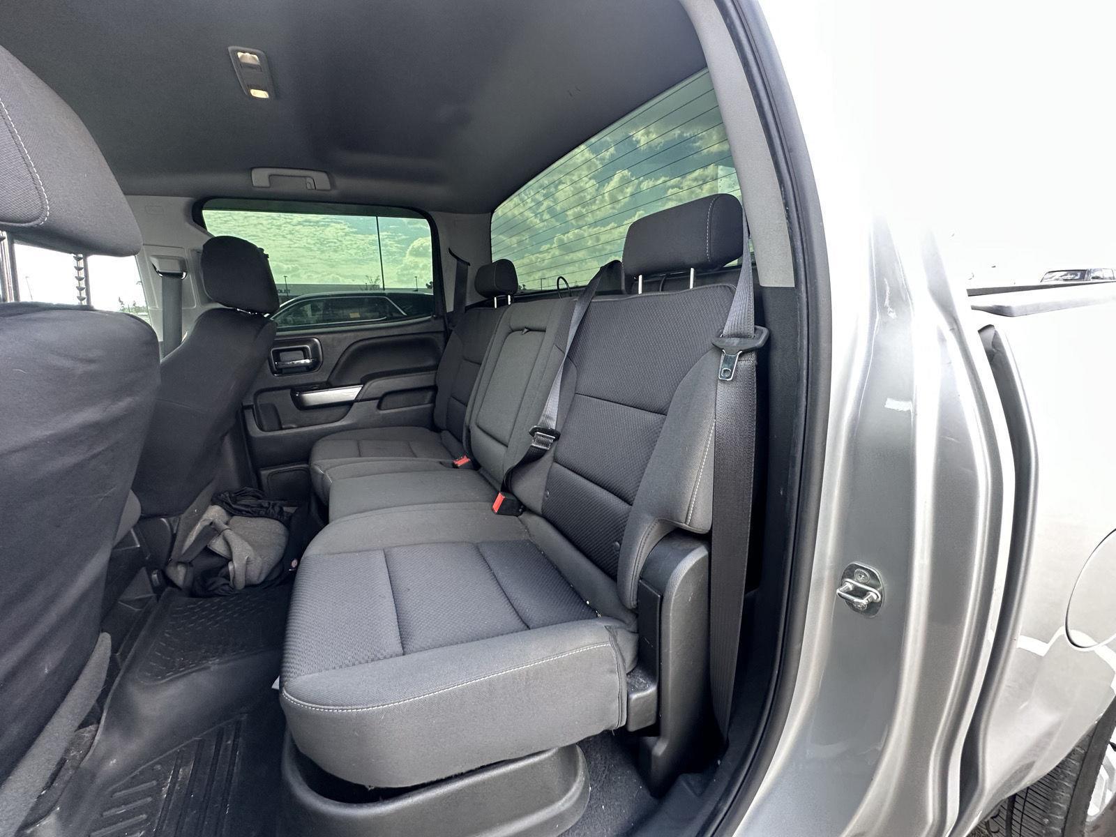 2018 Chevrolet Silverado 1500 LT photo 7