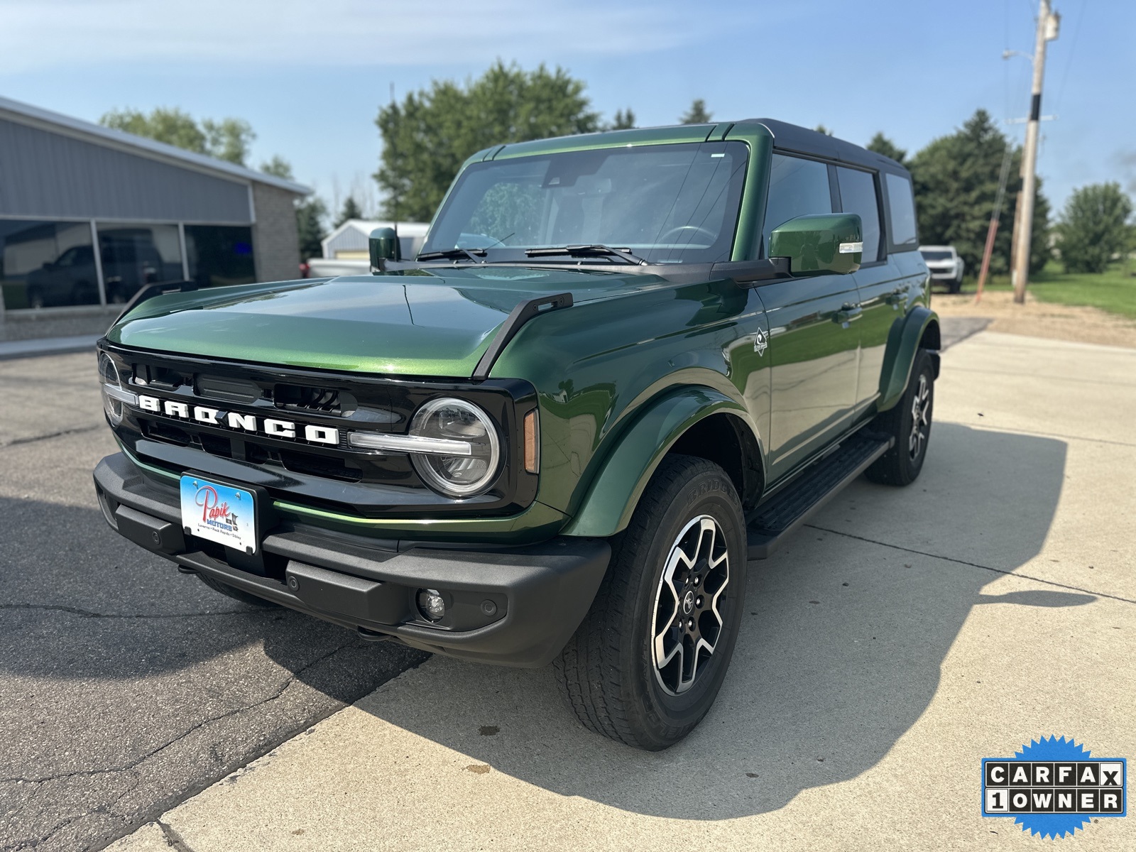 Used 2023 Ford Bronco 4-Door Outer Banks with VIN 1FMEE5DP4PLC14232 for sale in Luverne, Minnesota