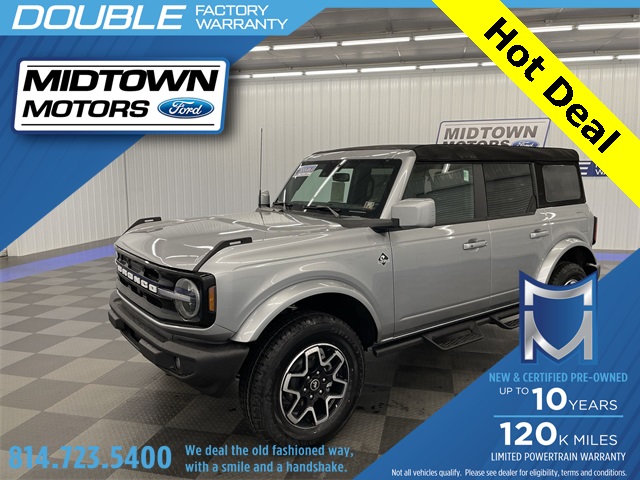 2024 Ford Bronco 4-Door Outer Banks's photo