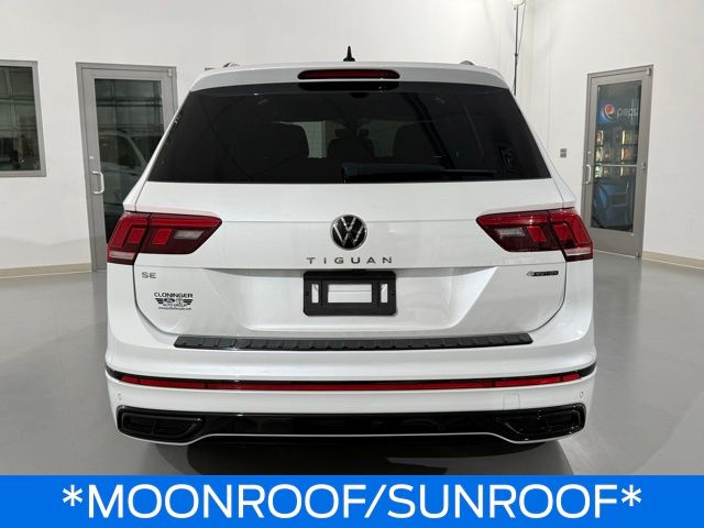 2023 Volkswagen Tiguan SE R-Line Black photo 4