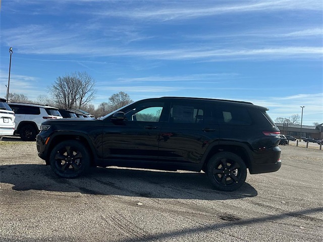 2025 Jeep Grand Cherokee Altitude X photo 4