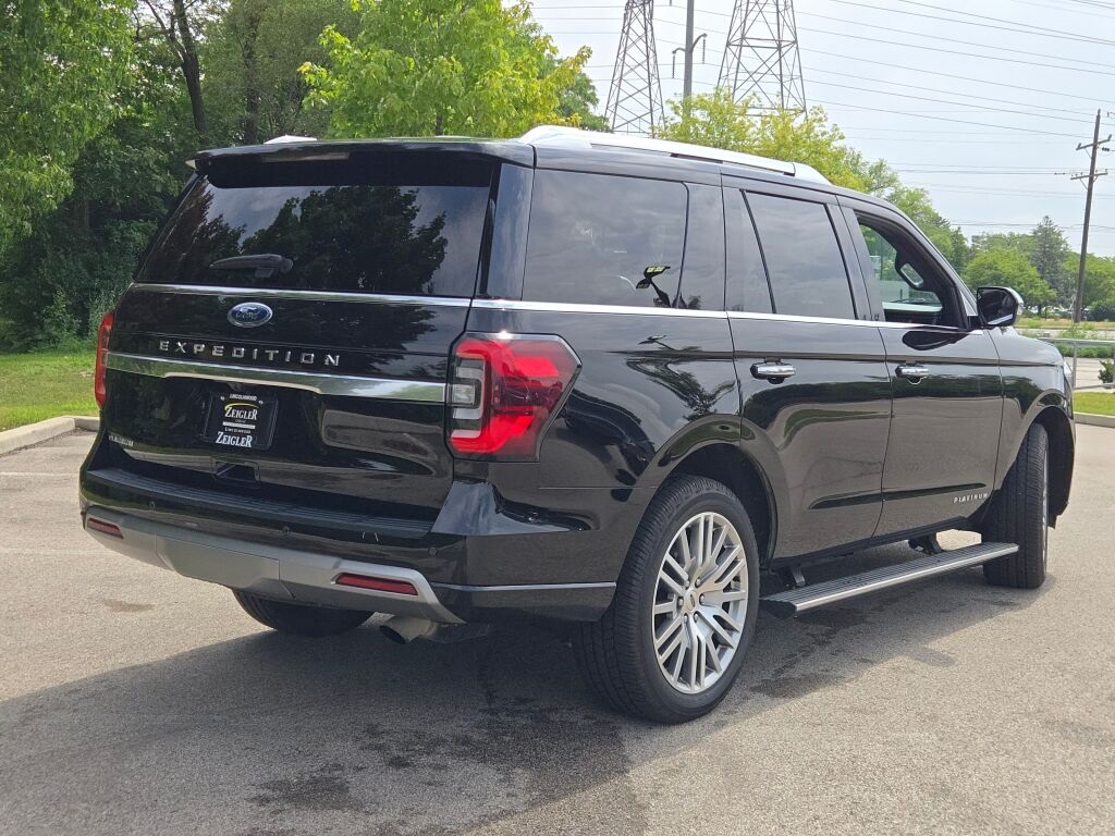 2023 Ford Expedition Platinum photo 13
