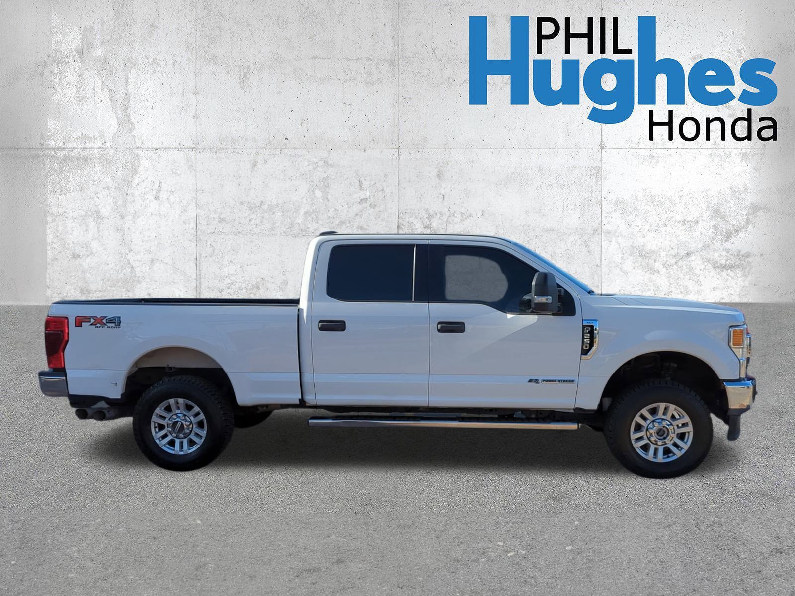 2020 Ford F-250 XLT photo 2