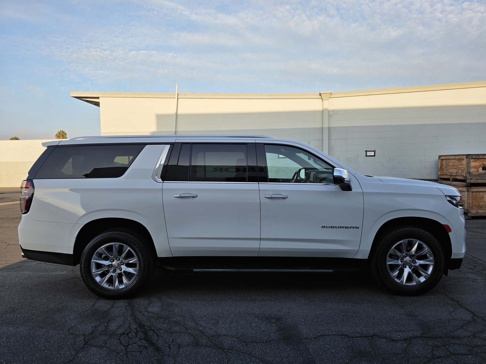 2023 Chevrolet Suburban Premier photo 8