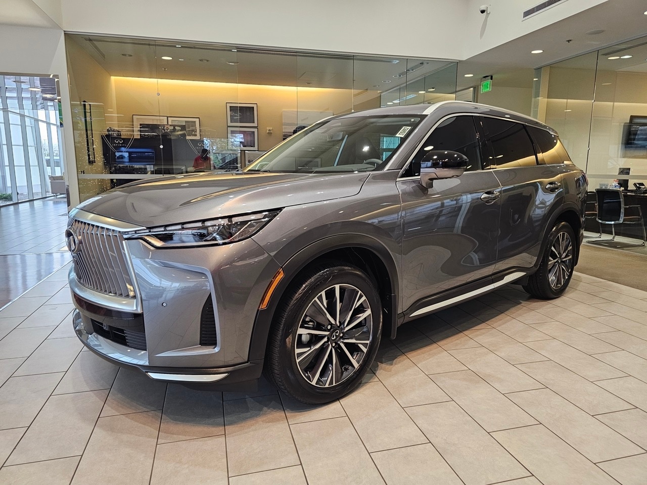 2026 INFINITI QX60 LUXE's photo