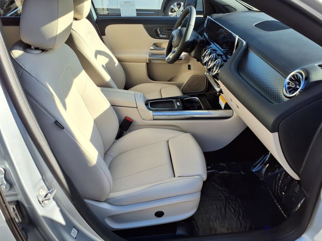 2026 Mercedes Benz GLA 250 photo 13