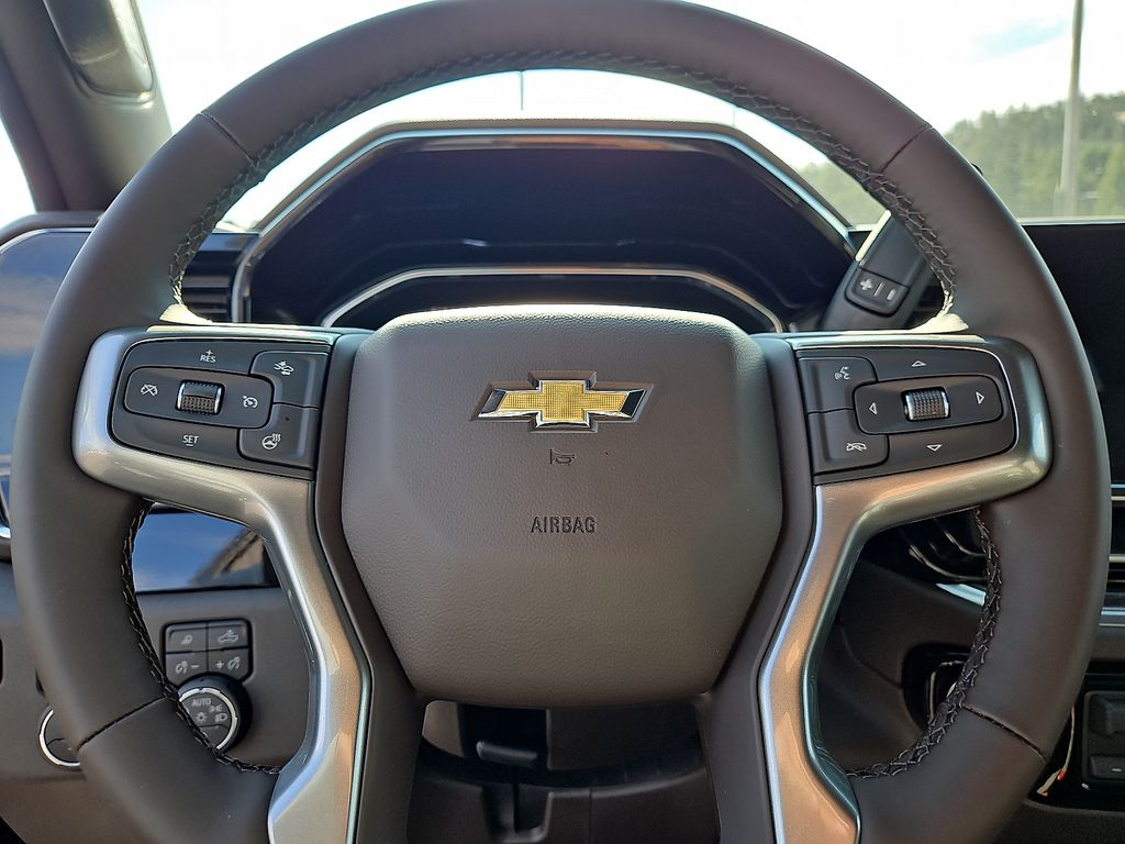 2025 Chevrolet Silverado 2500HD LTZ photo 23