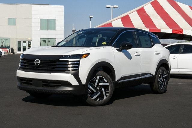 2026 Nissan KICKS SV's photo