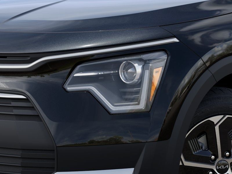 2024 Kia Niro LX photo 8